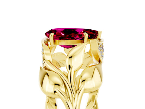 Yellow gold Pear Cut Solitaire Leaf-Inspired Engagement Ring with Prong Setting_5