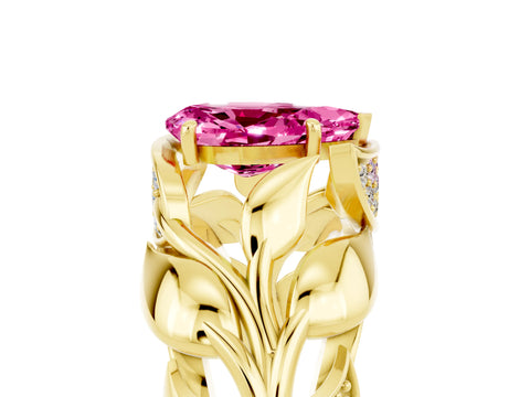 Yellow gold Pear Cut Solitaire Leaf-Inspired Engagement Ring with Prong Setting_5