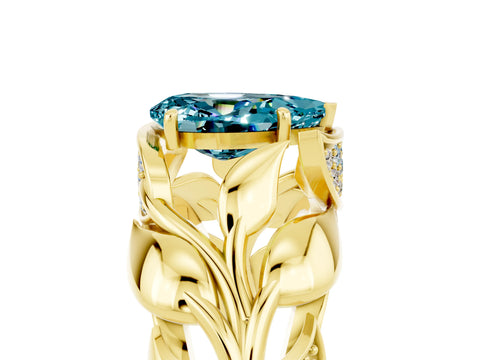 Yellow gold Pear Cut Solitaire Leaf-Inspired Engagement Ring with Prong Setting_5