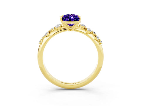 Yellow gold Pear Cut Tanzanite Cluster Side Stone Solitaire Ring with Prong Setting_27