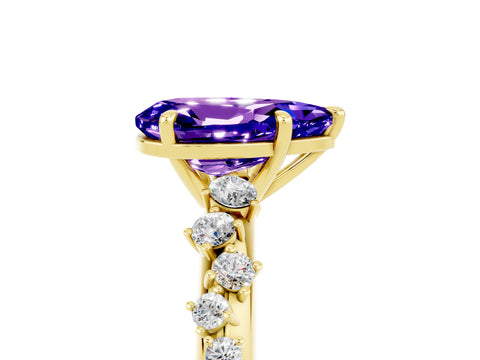 Yellow gold Pear Cut Tanzanite Cluster Side Stone Solitaire Ring with Prong Setting_29