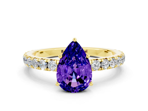 Yellow gold Pear Cut Tanzanite Pavé Solitaire Engagement Ring with Four-Prong Setting_12