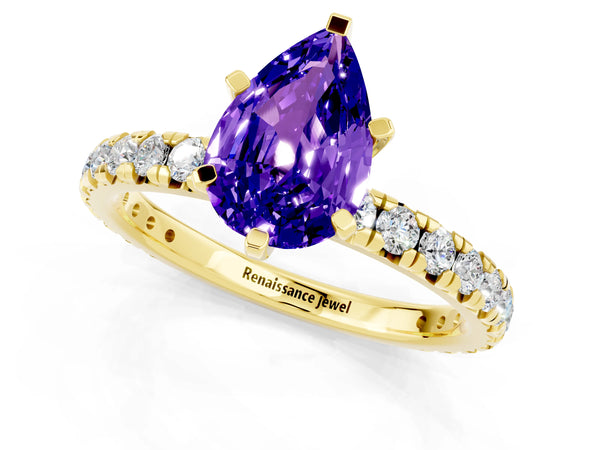 Yellow gold Pear Cut Tanzanite Pavé Solitaire Ring with Round Band and Prong Setting