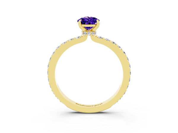 Yellow gold Pear Cut Tanzanite Pavé Engagement Ring with Round  Accents and Prong Setting