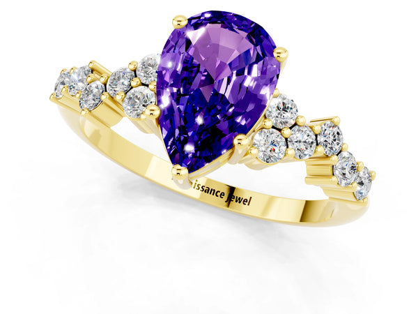 Yellow gold Pear Cut Tanzanite Scattered Round Accent Ring with Prong Setting