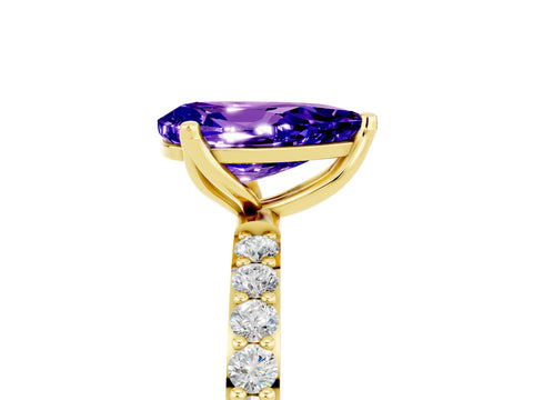 Yellow gold Pear Cut Tanzanite Solitaire Engagement Ring with Pavé Band and Prong Setting_5