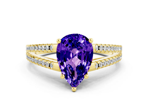 Yellow gold Pear Cut Tanzanite Solitaire Engagement Ring with Split Shank Pavé Band