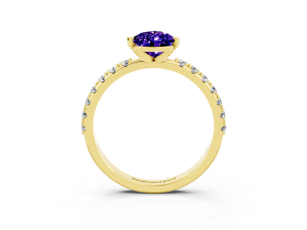 Yellow gold Pear Cut Tanzanite Solitaire Pavé Band with Four-Prong Setting