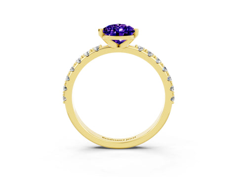 Yellow gold Pear Cut Tanzanite Solitaire Pavé Band with Four-Prong Setting_3