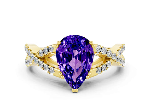 Yellow gold Pear Cut Tanzanite Solitaire Ring with Four-Prong Setting and Twisted Pavé Band