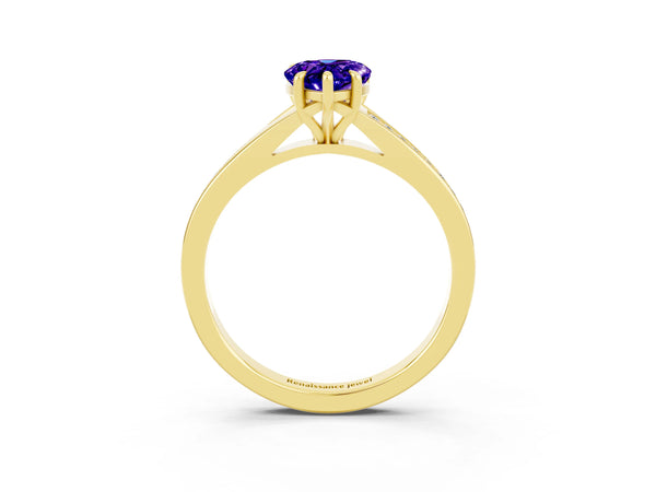 Yellow gold Pear Cut Tanzanite Solitaire Ring with Pavé Band and Prong Setting