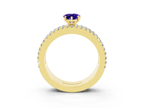 Yellow gold Pear Cut Tanzanite Solitaire Ring with Pavé and Channel Set Band_3
