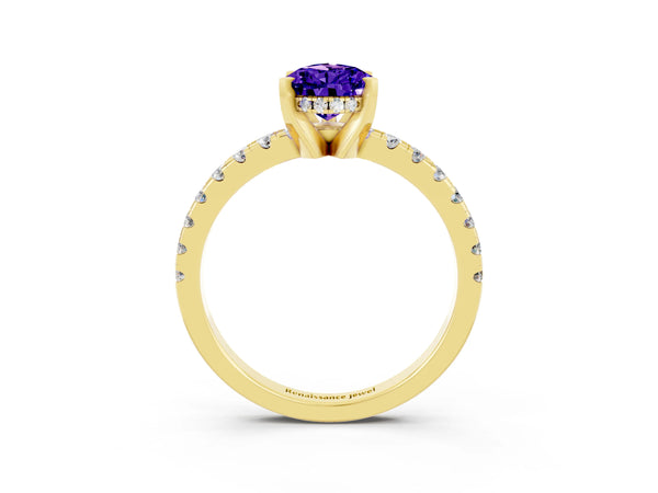 Yellow gold Pear Cut Tanzanite Solitaire Ring with Round  Pavé Band and Four-Prong Setting