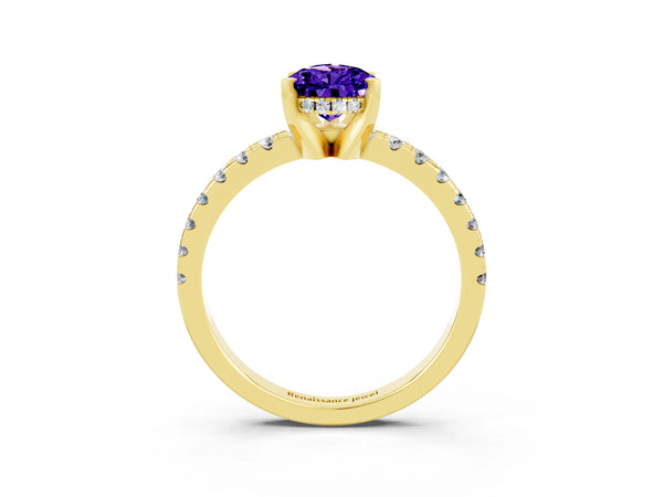 Yellow gold Pear Cut Tanzanite Solitaire Ring with Round Pavé Band and Four-Prong Setting
