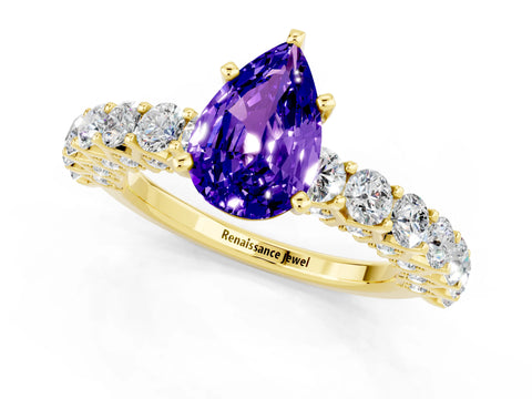Yellow gold Pear Cut Tanzanite Solitaire Ring with Shared Prong Pavé Band and Four-Prong Setting_1