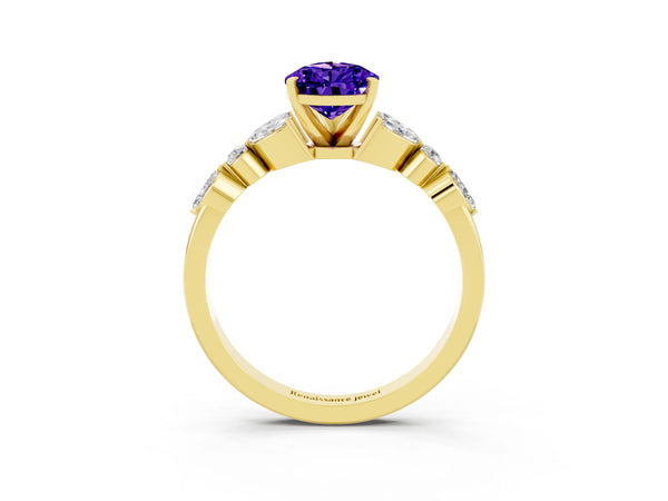 Yellow gold Pear Cut Tanzanite Solitaire Ring with Side Stones and Four-Prong Setting