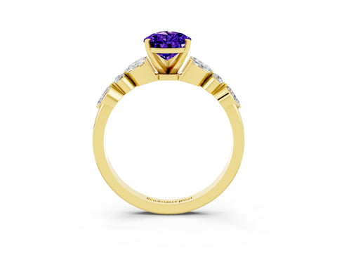 Yellow gold Pear Cut Tanzanite Solitaire Ring with Side Stones and Four-Prong Setting_15