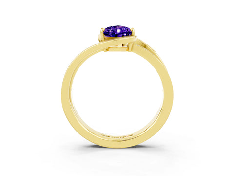 Yellow gold Pear Cut Tanzanite Solitaire Ring with Split Shank and Prong Setting_3