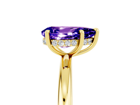Yellow gold Pear Cut Tanzanite Solitaire Ring with Thin Band and Four-Prong Setting_5