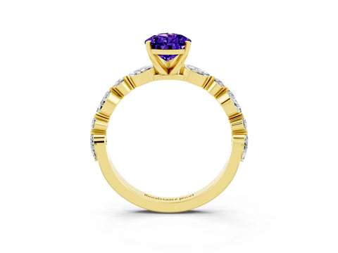 Yellow gold Pear Cut Tanzanite Solitaire with Side Stones on a Pavé Band and Four-Prong Setting_3