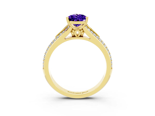 Yellow gold Pear Cut Tanzanite Split Shank Engagement Ring with Pavé Band