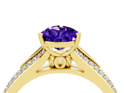 Yellow gold Pear Cut Tanzanite Split Shank Engagement Ring with Pavé Band_4