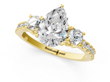 Yellow gold Pear Cut Three-Stone Diamond Pavé Band with Prong Setting_60