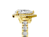 Yellow gold Pear Halo Pavé Diamond Engagement Ring with Four-Prong Setting_30