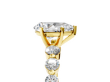 Yellow gold Pear Solitaire Diamond Ring with Pave Band and Four-Prong Setting_180
