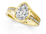 Yellow gold Pear Solitaire Diamond Ring with Split Shank and Prong Setting_67