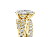 Yellow gold Pear Solitaire Twist Band with Pavé Setting and Four-Prong Setting_111