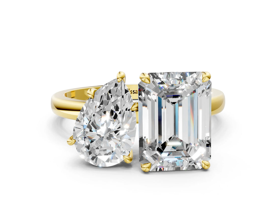 Yellow gold Pear and Emerald Cut Toi Moi Ring with Prong Setting_67