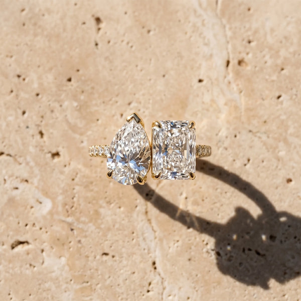 Yellow gold Pear and Radiant Toi Moi Ring with Prong Setting and Pave Band