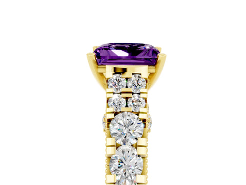 Yellow gold Princess Cut Amethyst Classic Solitaire Ring with Pavé Band and Four-Prong Setting_5