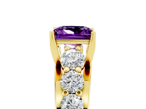 Yellow gold Princess Cut Amethyst Engagement Ring with Pavé Band and Four-Prong Setting_5