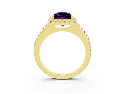 Yellow gold Princess Cut Amethyst Pavé Halo Ring with Four-Prong Setting_37