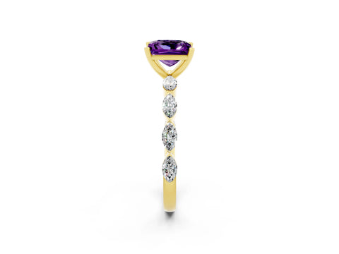 Yellow gold Princess Cut Amethyst Ring with Marquise Side Stones and Prong Setting_2