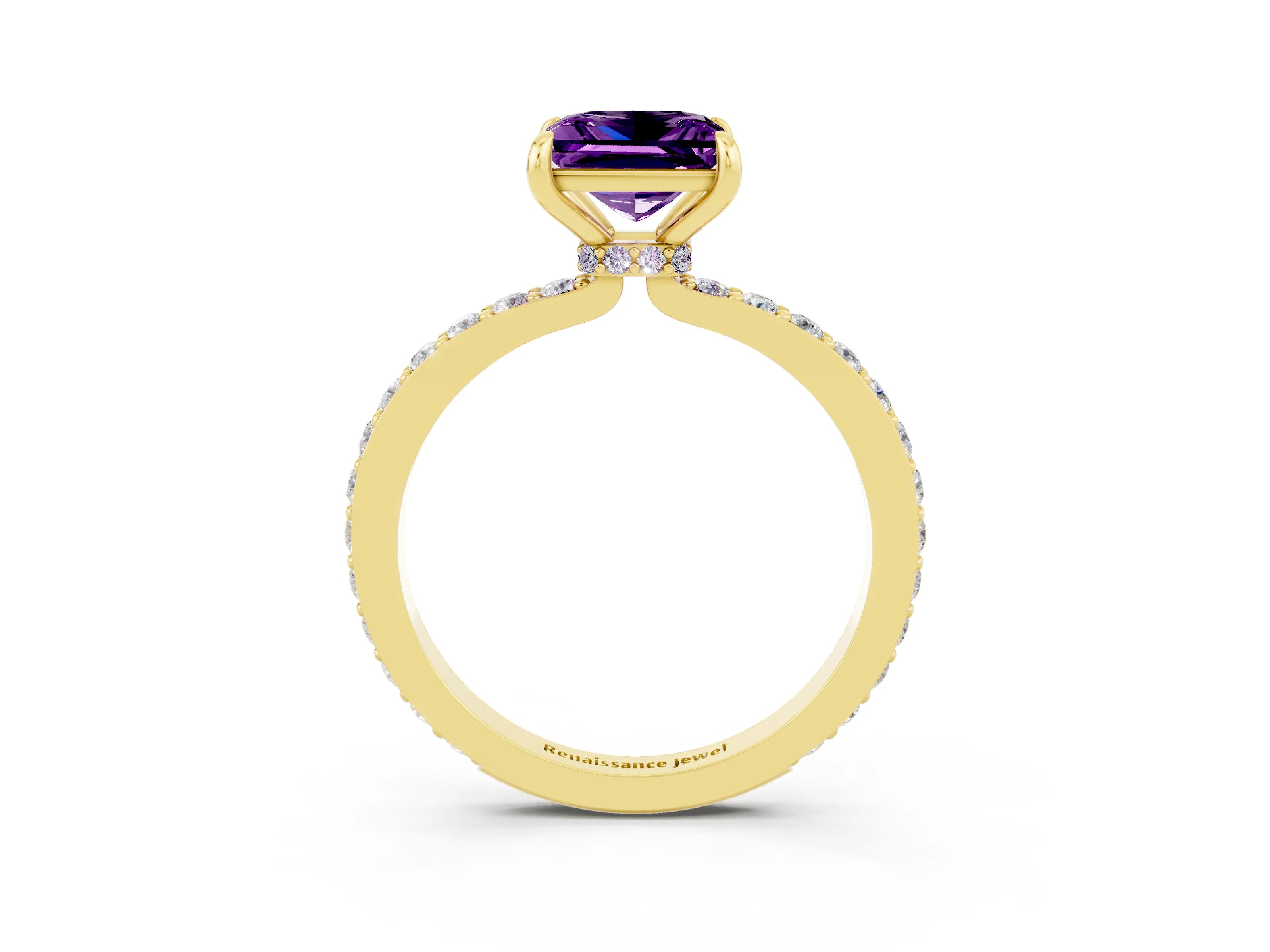 Yellow gold Princess Cut Amethyst Ring with Pavé Band and Four-Prong Setting_3