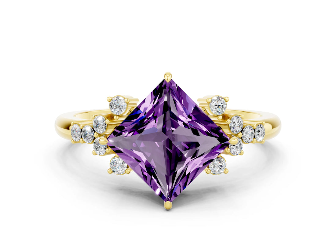 Yellow gold Princess Cut Amethyst Ring with Side Stones and Four-Prong Setting_36