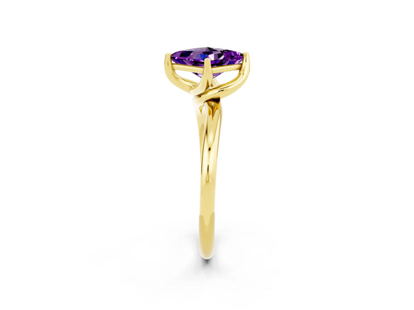 Yellow gold Princess Cut Amethyst Solitaire Engagement Ring with Four-Prong Setting and Classic Band