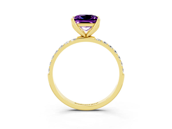 Yellow gold Princess Cut Amethyst Solitaire Engagement Ring with Round  Pavé Band and Prong Setting