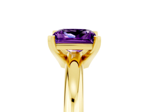 Yellow gold Princess Cut Amethyst Solitaire Engagement Ring with Round Band and Four-Prong Setting_5