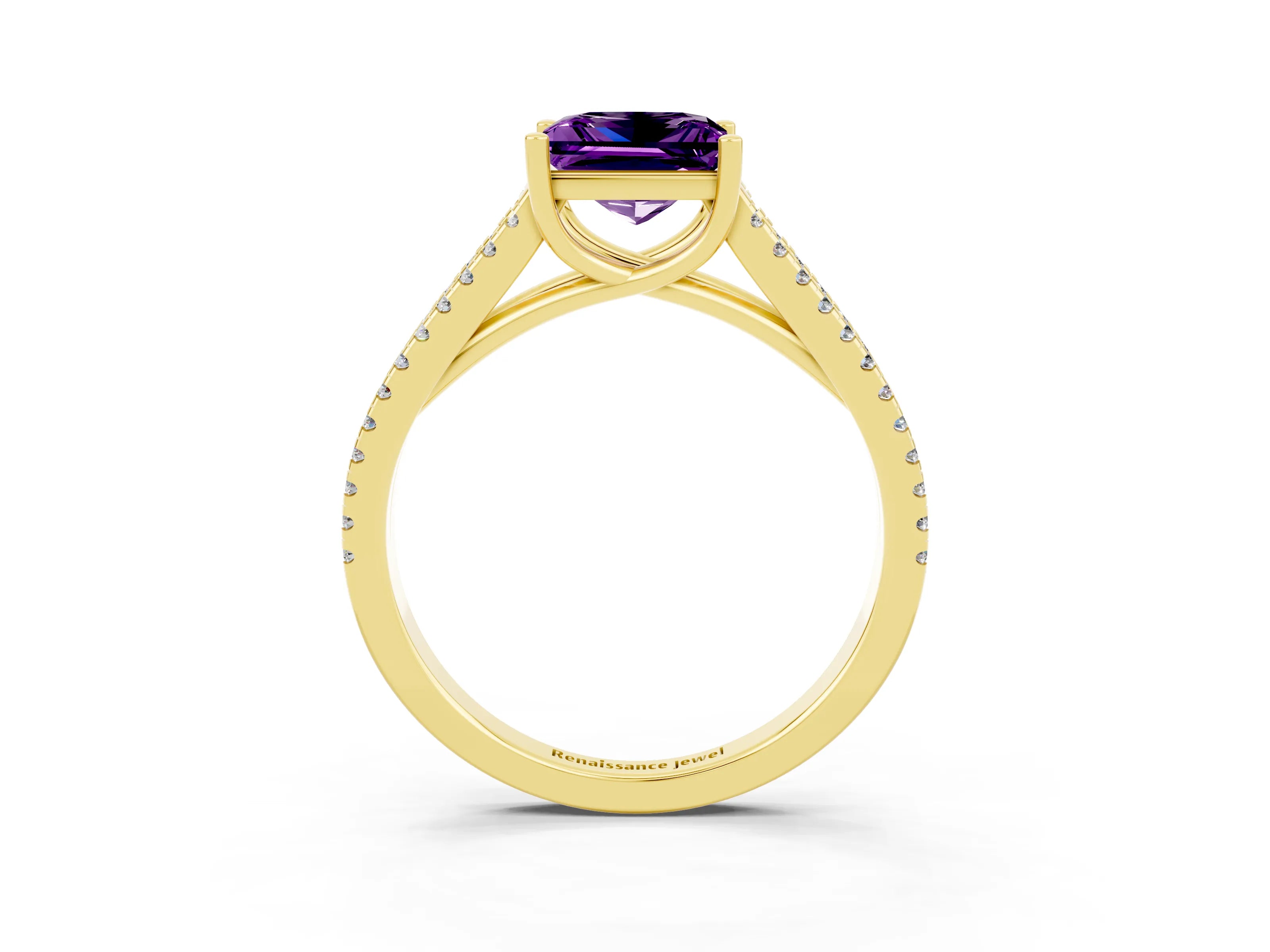 Yellow gold Princess Cut Amethyst Solitaire Engagement Ring with Split Shank Pavé Band_3