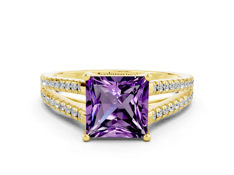 Yellow gold Princess Cut Amethyst Solitaire Engagement Ring with Split Shank Pavé Band