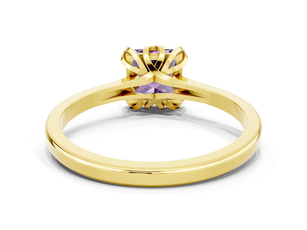 Yellow gold Princess Cut Amethyst Solitaire Ring with Flower Prong Setting and Classic Band