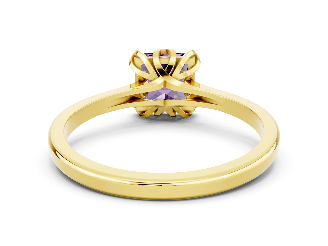 Yellow gold Princess Cut Amethyst Solitaire Ring with Flower Prong Setting and Classic Band_48