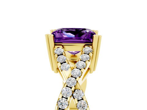 Yellow gold Princess Cut Amethyst Solitaire Ring with Four-Prong Setting and Twisted Pavé Band_5