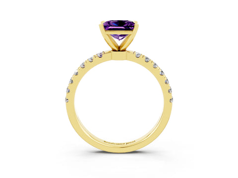 Yellow gold Princess Cut Amethyst Solitaire Ring with Pavé Accents and Four-Prong Setting_3