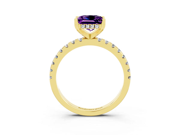 Yellow gold Princess Cut Amethyst Solitaire Ring with Round  Pavé Band and Four-Prong Setting