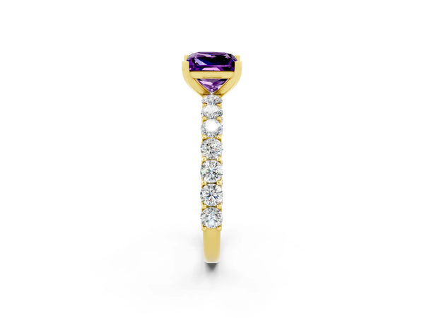 Yellow gold Princess Cut Amethyst Solitaire Ring with Shared Prong Pavé Band and Four-Prong Setting